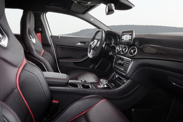 mercedes gla 45 amg 10
