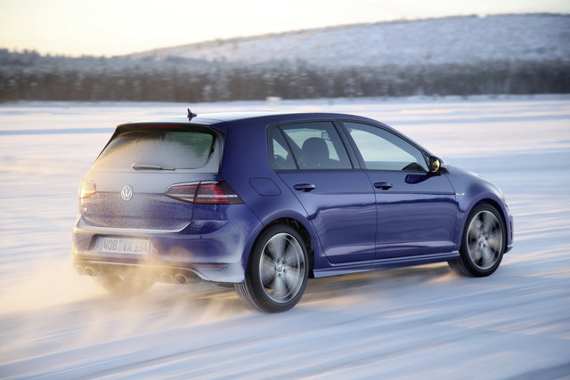 volkswagen golf r 2014 03 0