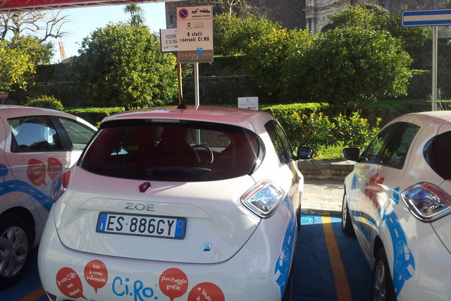 renault ciro car sharing napoli 1