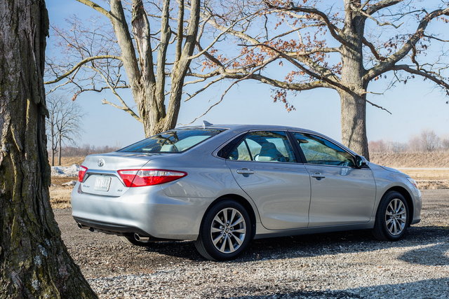 2015 toyota camry 03