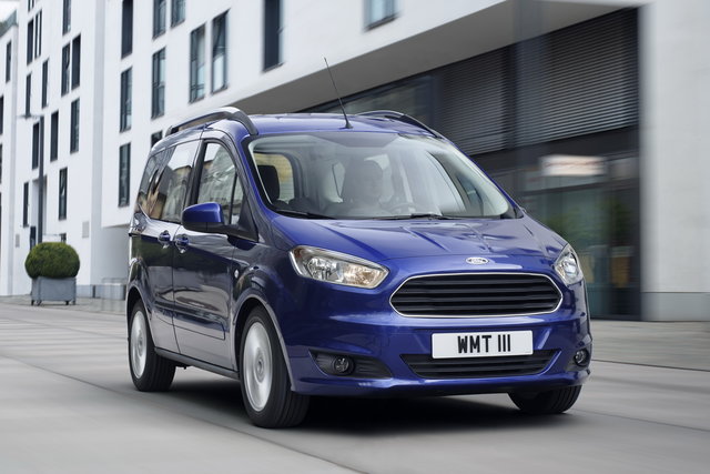 ford tourneo courier 2014 01