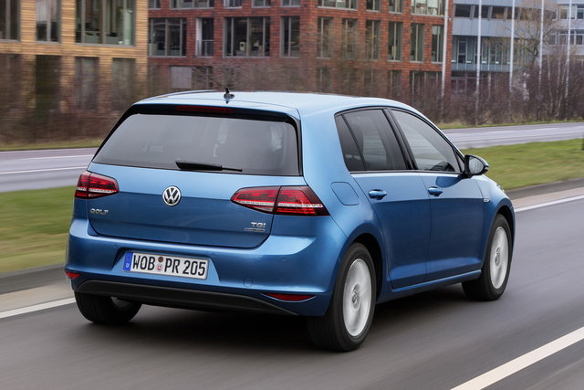 volkswagen golf tgi metano 08