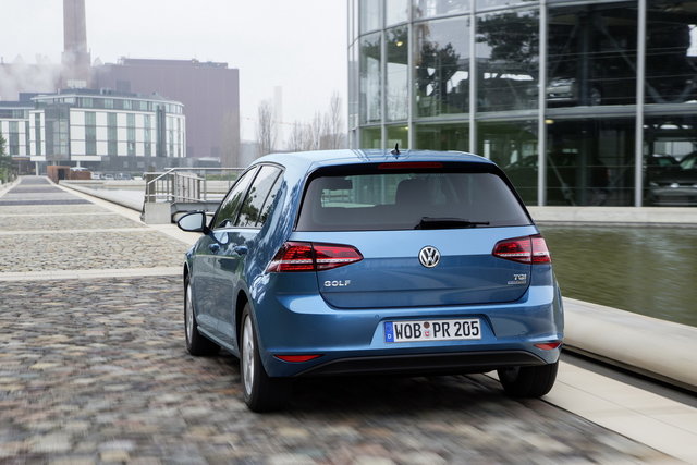 volkswagen golf tgi metano 09