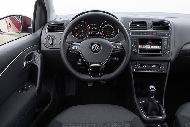 volkswagen polo restyling 2014 3 0