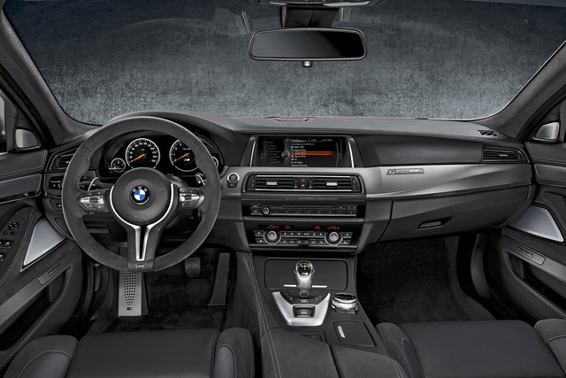 bmw m5 30 anni edition 01