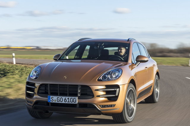 porsche macan turbo 23