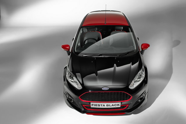 ford fiesta red black edition 7