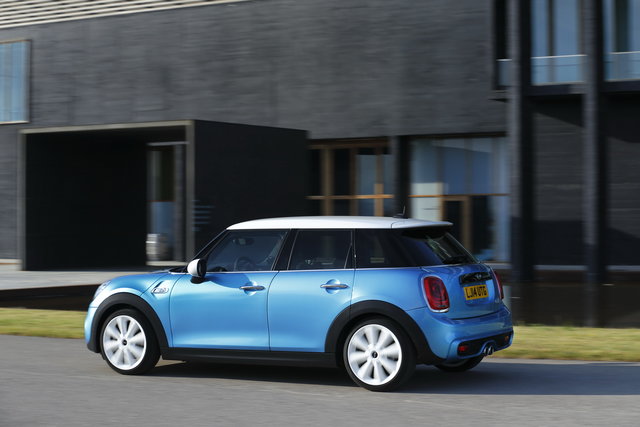 mini 2014 5 porte 011