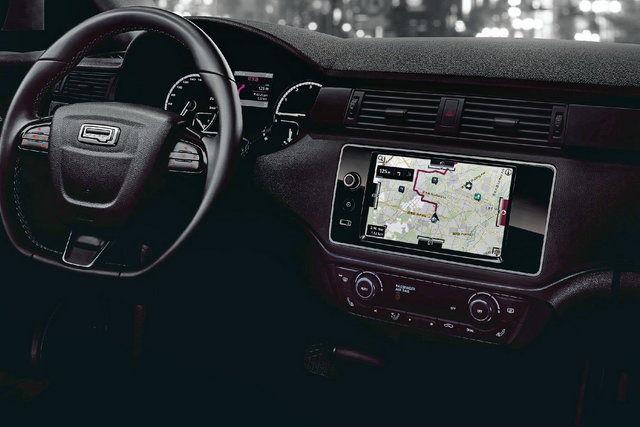 qoros 3 hatch 11