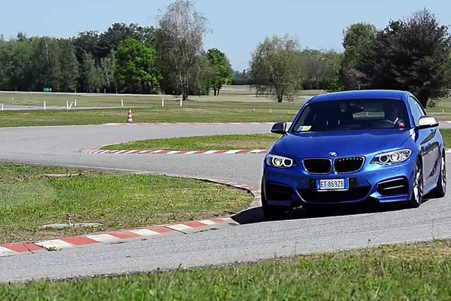 video bmw m235i 6