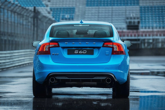 volvo v60 polester 17