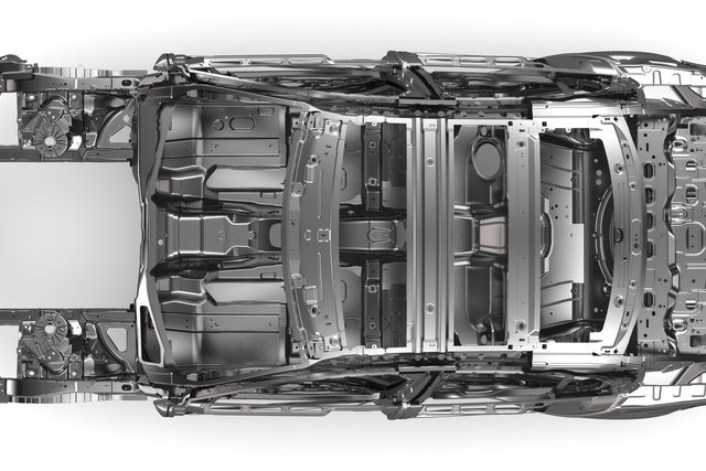 jaguar xe 2015 3