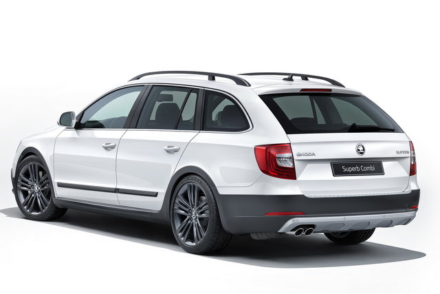 skoda superb outdoor 2