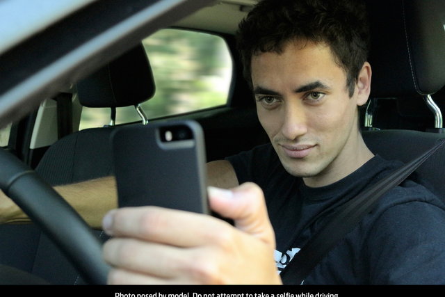 foto autoscatto selfie alla guida 2