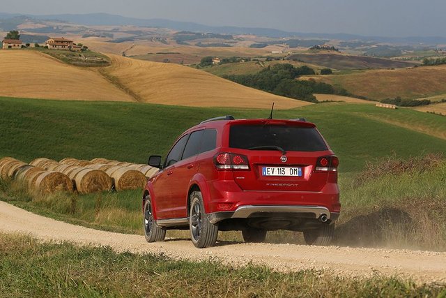 fiat freemont cross 3