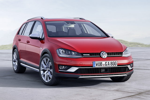 volkswagen golf alltrack 3