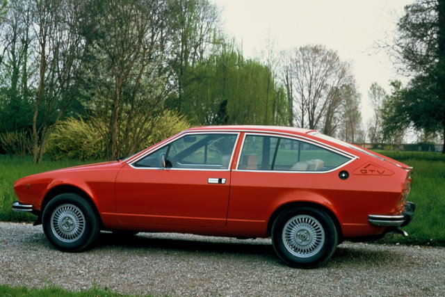 alfa romeo alfetta gtv 1