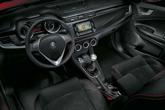 alfa romeo giulietta sprint 2014 12