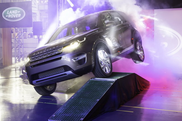 land rover discovery sport 02