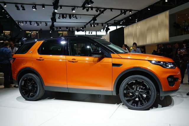 land rover discovery sport 6