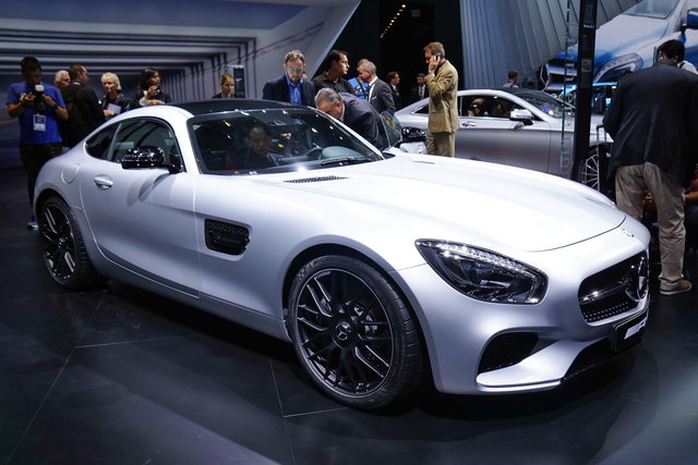 mercedes amg gt parigi 3