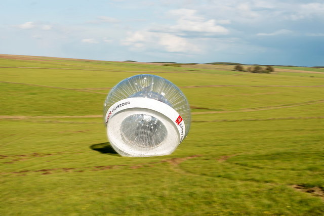 nissan note zorbing 09