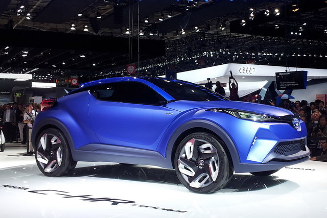 toyota chr 1