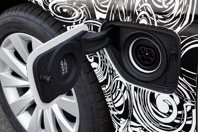bmw serie 3 hybrid ibrida 01