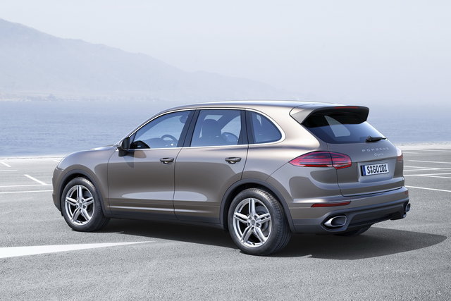 porsche cayenne 2
