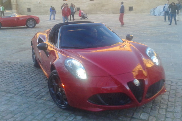 alfa romeo 4c spider 2015 spy 4 1