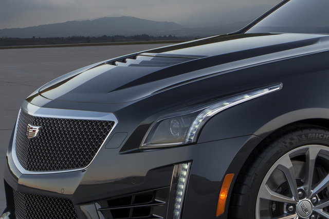cadillac cts v 2015 17