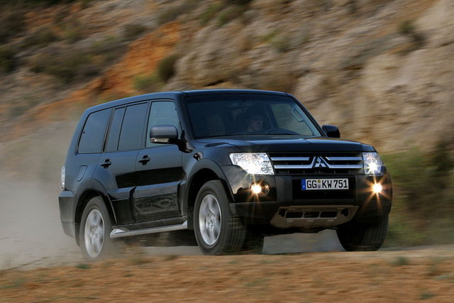 mitsubishi pajero 2 2