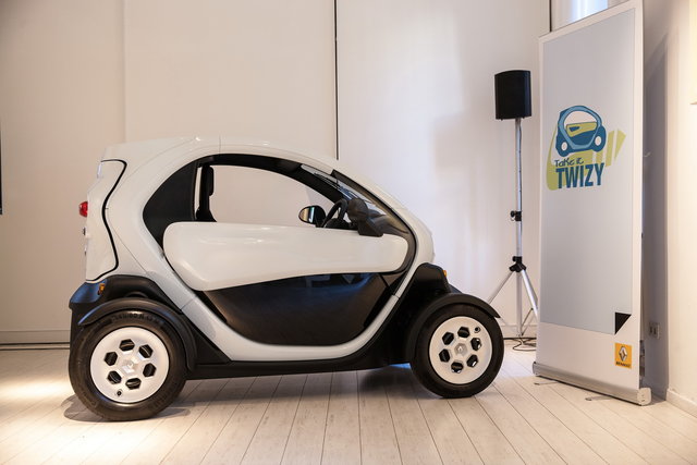 renault twizy cargo 08 0