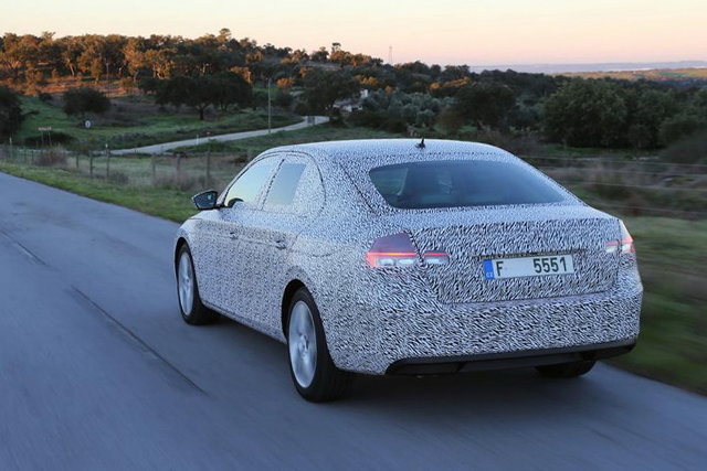 skoda superb 2015 spy 1