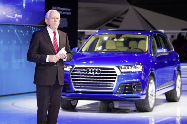audi q7 2015 detroit 3