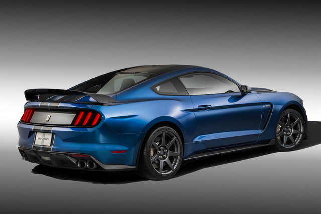 ford shelby gt350r 2015 09
