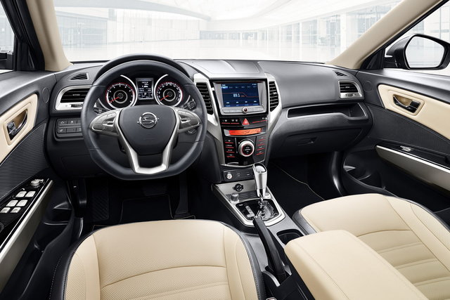 ssangyong tivoli 02