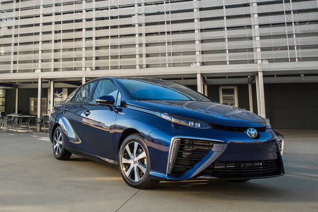 toyota mirai 2 2