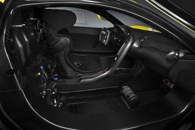 maclaren p1 gtr 2015 4