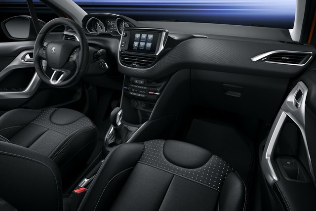 peugeot 208 restyling 2015 4