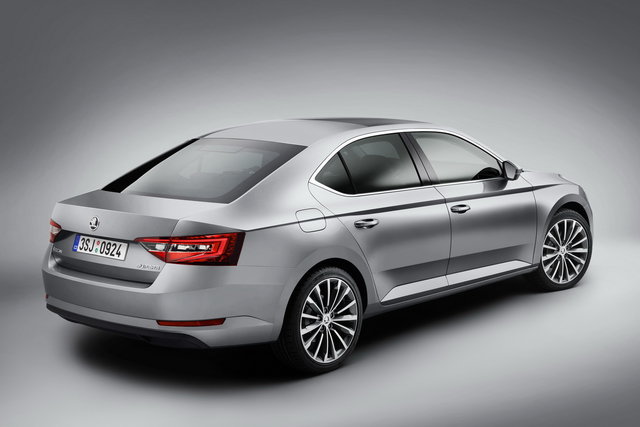 skoda superb 2015 09
