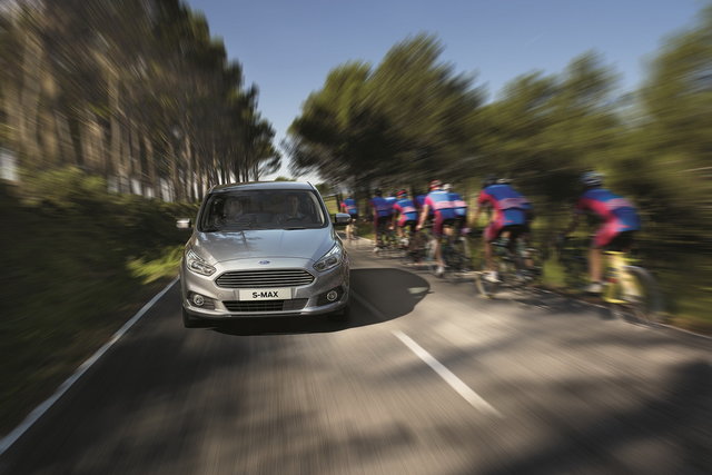 ford smax 2015 08