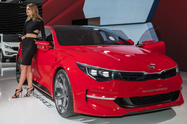 kia sportspace 12