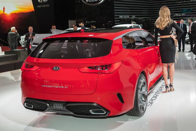 kia sportspace 2