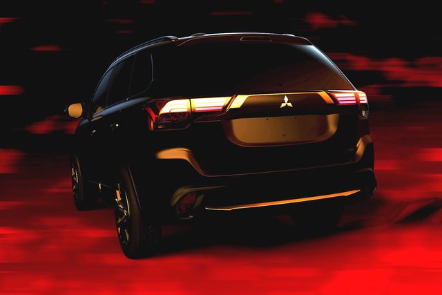mitsubishi outlander 2015 restyling 2