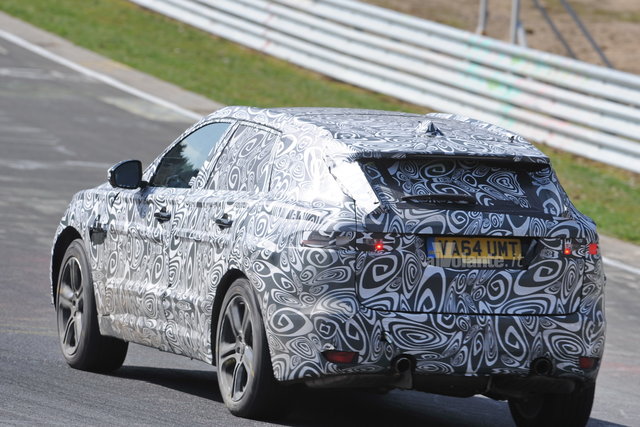jaguar f pace spy 1