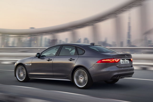 jaguar xf 2015 02 0