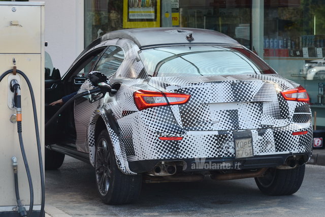 maserati levante spy 1 0
