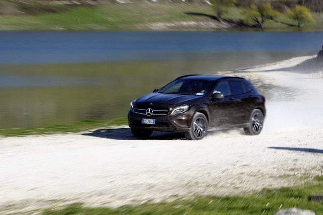 mercedes gla enduro 04