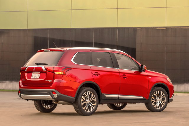 mitsubishi outlander 2015 restyling 07